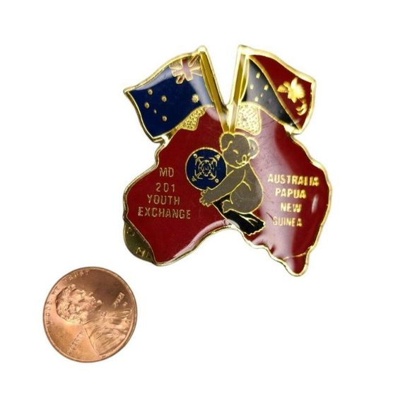 Australia Flag‎ Papua New Guinea Flag Lapel Hat Pin Koala Bear Club Gold Vtg - Picture 2 of 4